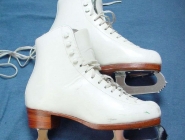 Skates