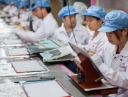 Foxconn заставляла работников собирать PlayStation 4 сверхурочно